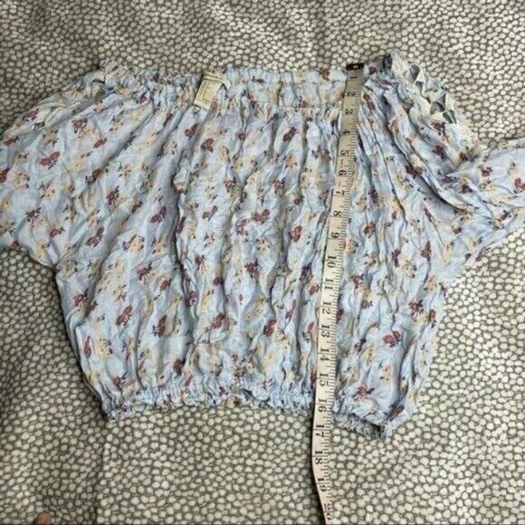 Forever 21 Floral print off the shoulder Crop top - Picture 9 of 9